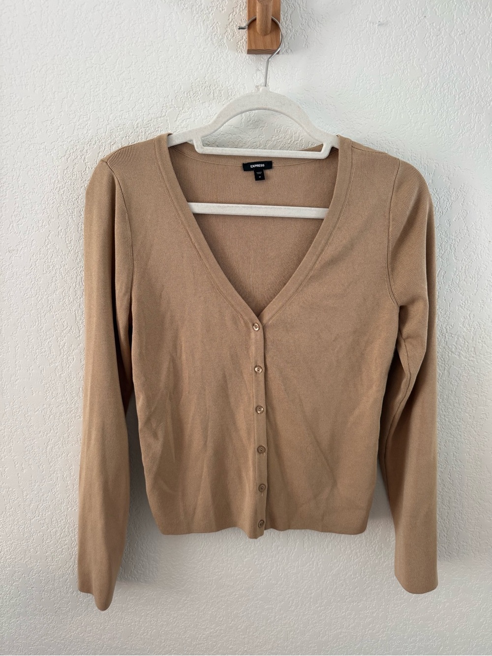 Express Women's Camel Button V‑Neck Cardigan